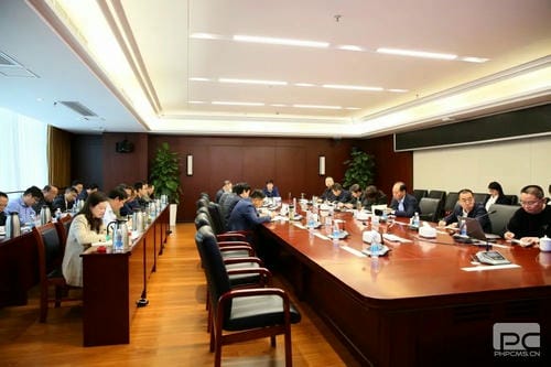 徐志文在集团2023年重大项目和重点事情汇报会上强调：捉住经济生长的“牛鼻子” ，，，，，务实推进涤讪久远的重点项目