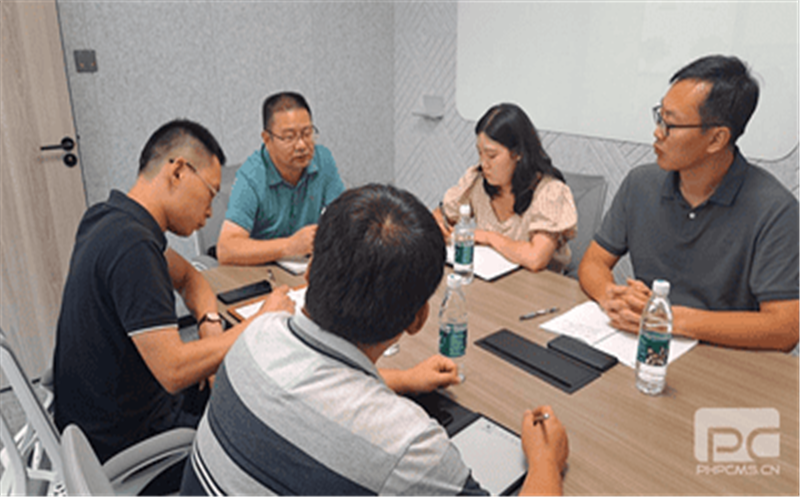 “增强企业劳动保；；；； 关爱职工身心康健” 冶勘物流分工会开展清静检查暨“夏送清凉“慰问运动