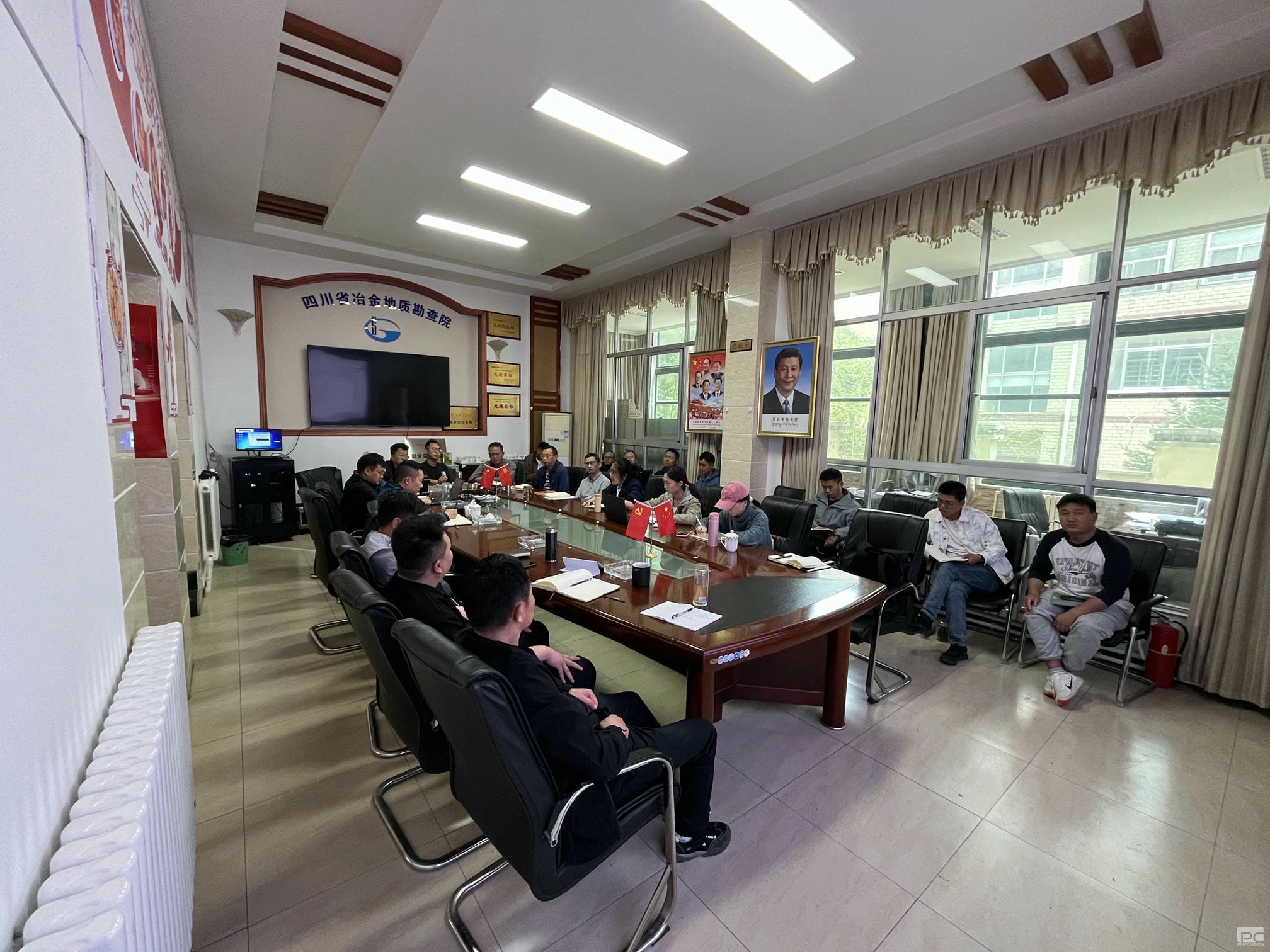 治理效劳下下层 | 地勘院事情组赴西藏项目一线开展财务治理指导交流